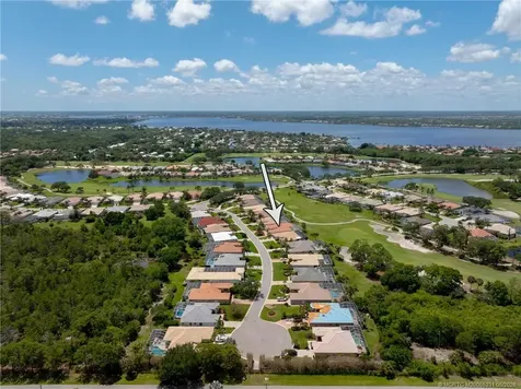 2216 SE Stonehaven Road Port St Lucie FL 34952