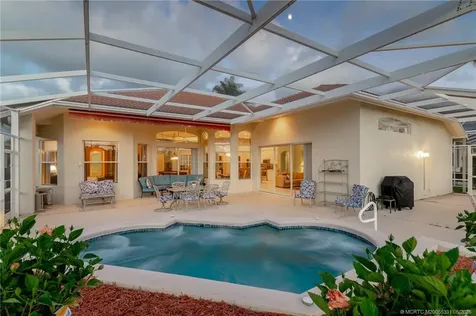 2216 SE Stonehaven Road Port St Lucie FL 34952