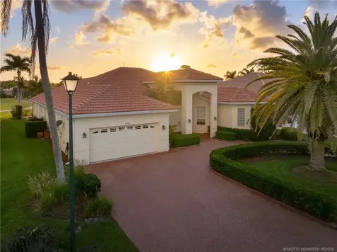 2216 SE Stonehaven Road Port St Lucie FL 34952
