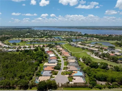 2216 SE Stonehaven Road Port St Lucie FL 34952