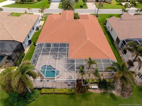 2216 SE Stonehaven Road Port St Lucie FL 34952