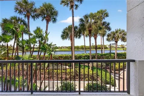 2812 SE Dune Drive Stuart FL 34996