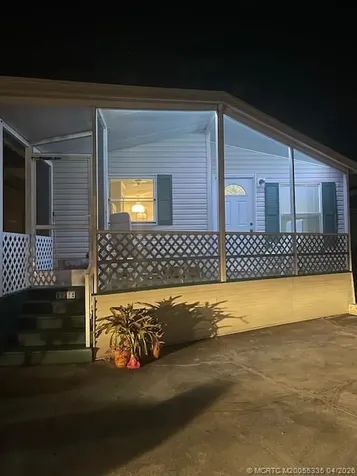 927 Nettles Boulevard Jensen Beach FL 34957