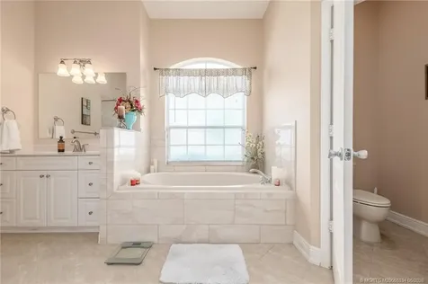 4226 SW Jame Street Port St Lucie FL 34953