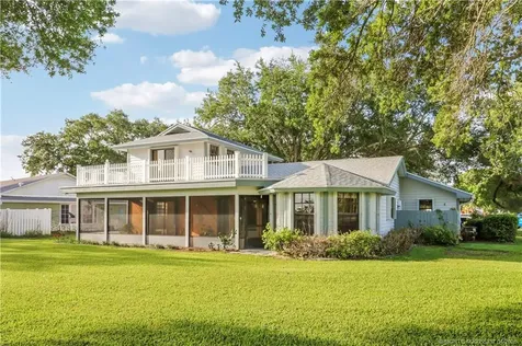 5502 Echo Pines Circle W Fort Pierce FL 34951