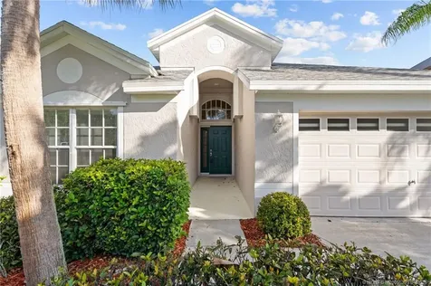 904 NW Waterlily Place Jensen Beach FL 34957