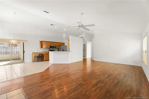 904 NW Waterlily Place Jensen Beach FL 34957