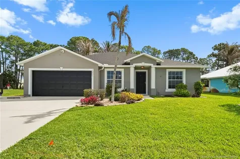 1831 SW Taurus Lane Port St Lucie FL 34984