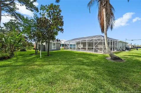 1831 SW Taurus Lane Port St Lucie FL 34984