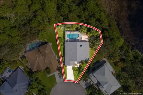 376 Canna Way NW Jensen Beach FL 34957
