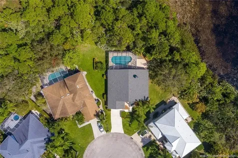 376 Canna Way NW Jensen Beach FL 34957
