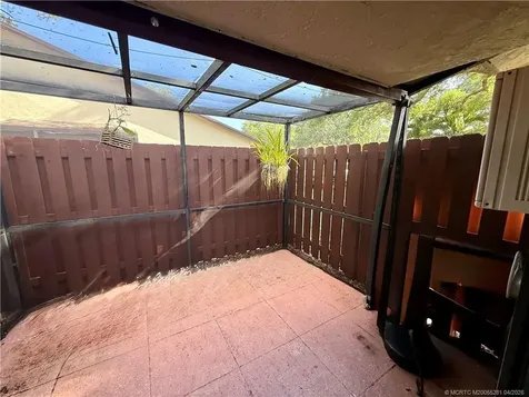 8005 SE Villa Circle Hobe Sound FL 33455