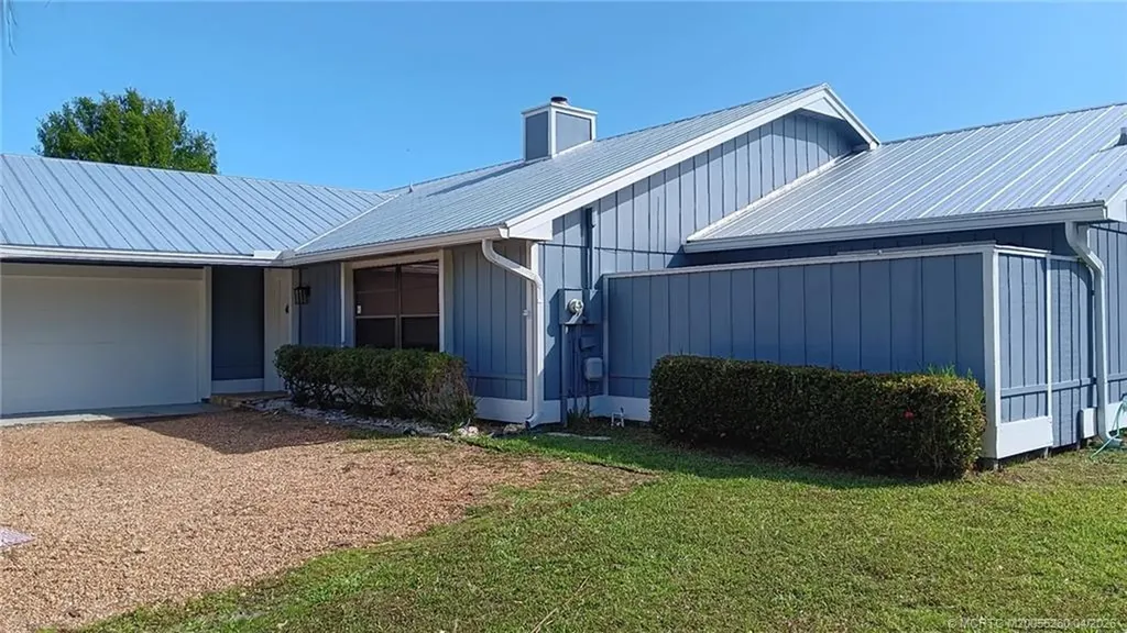 3096 SE Glasgow Drive Stuart FL 34997