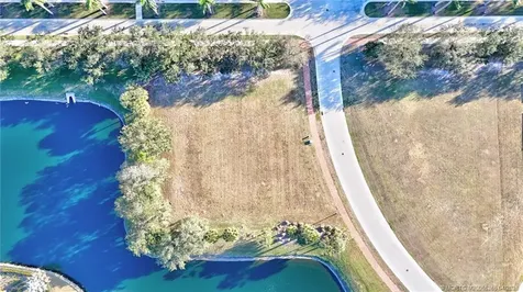 106 SE Via Lago Garda Port St Lucie FL 34952