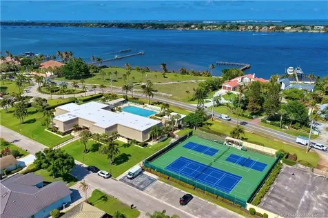 1800 SE Saint Lucie Boulevard Stuart FL 34996