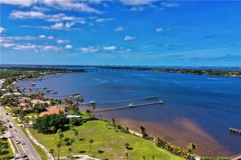 1800 SE Saint Lucie Boulevard Stuart FL 34996