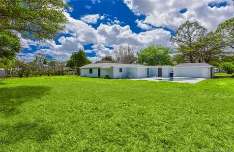 8587 SW 18th Avenue Stuart FL 34997