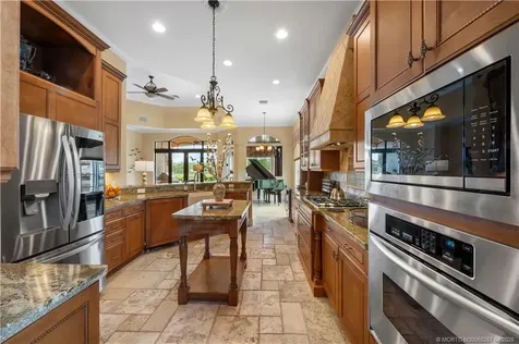 130 SE Bella Strano Port St Lucie FL 34984