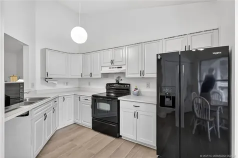 6031 SE Martinique Drive Stuart FL 34997