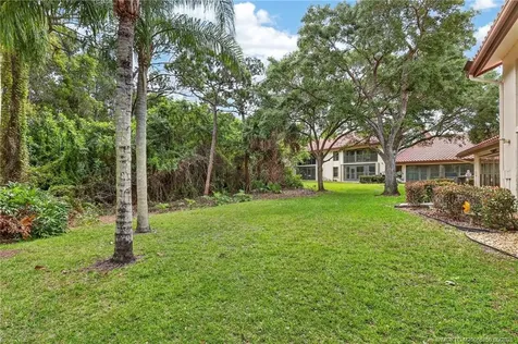 6031 SE Martinique Drive Stuart FL 34997