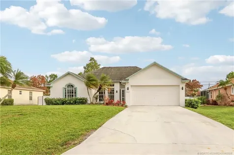 3412 SE East Snow Road Port St Lucie FL 34984