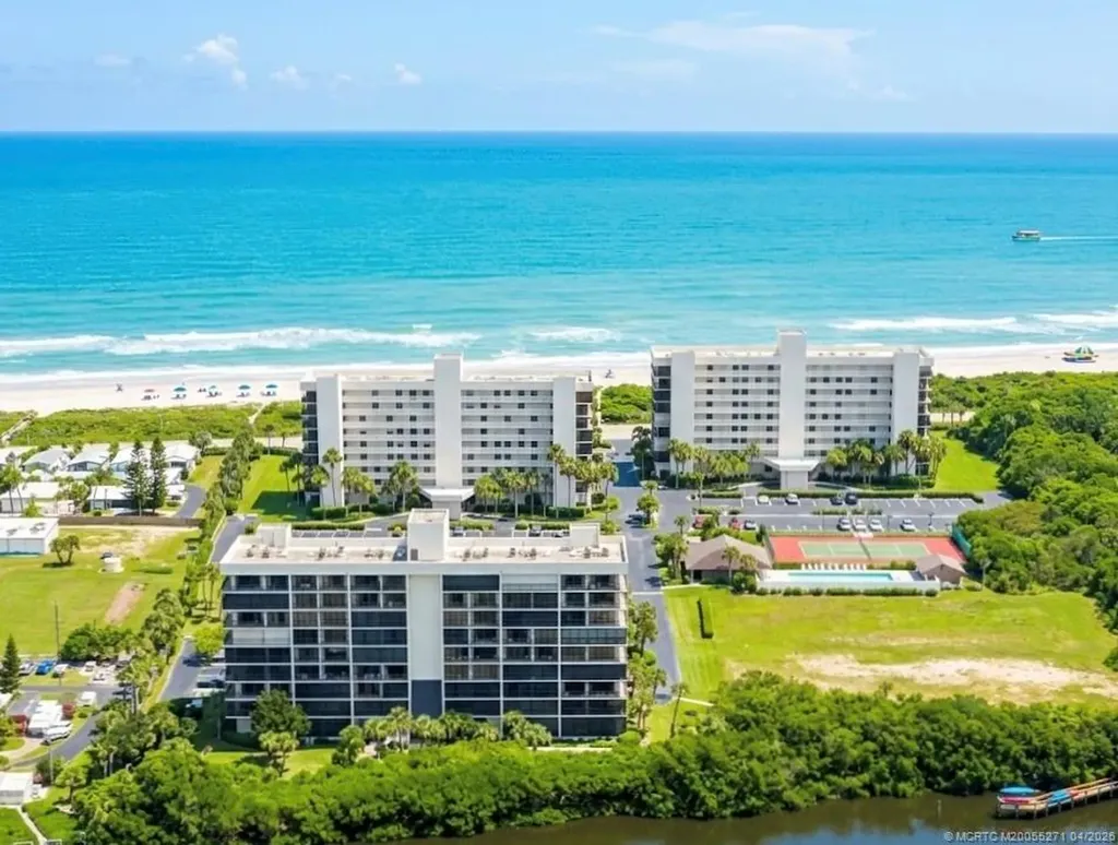 5055 N Highway A1a Hutchinson Island FL 34949