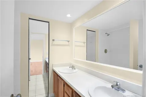 5793 SE Windsong Lane Stuart FL 34997