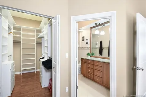 10203 Siena Oaks Circle S Palm Beach Gardens FL 33410