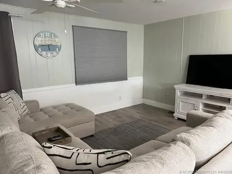 4144 2nd Court Lantana FL 33467