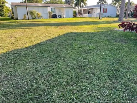 4144 2nd Court Lantana FL 33467