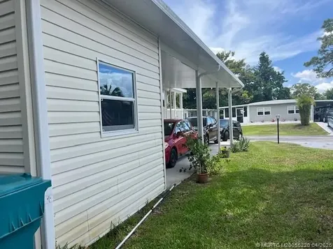 4241 Royal Manor Boulevard Boynton Beach FL 33436