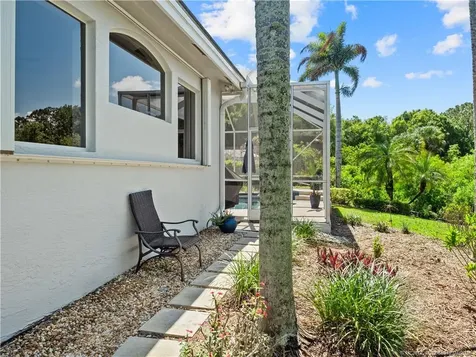 5513 SE Forest Glade Trail Hobe Sound FL 33455
