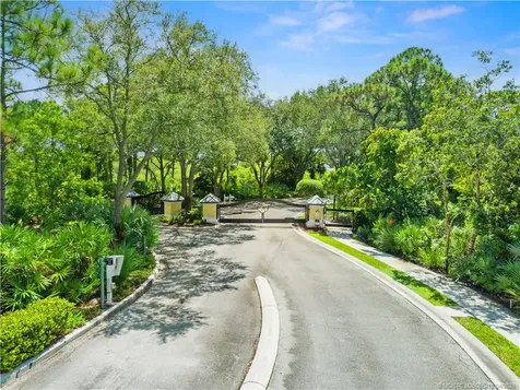 5513 SE Forest Glade Trail Hobe Sound FL 33455