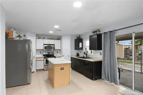 2141 SE Wald Street Port St Lucie FL 34984