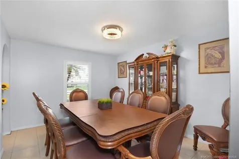 2141 SE Wald Street Port St Lucie FL 34984