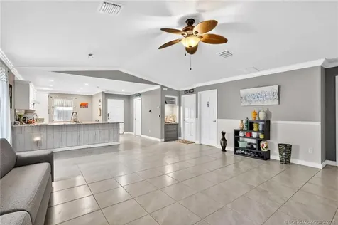13981 Adelfa Avenue Fort Pierce FL 34951