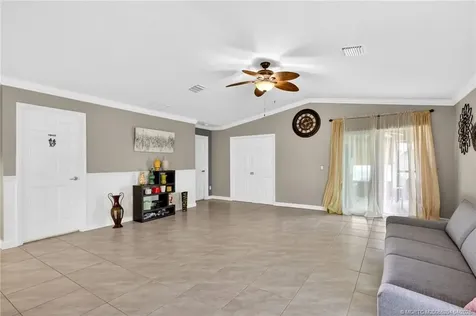 13981 Adelfa Avenue Fort Pierce FL 34951