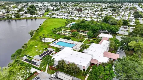 13981 Adelfa Avenue Fort Pierce FL 34951