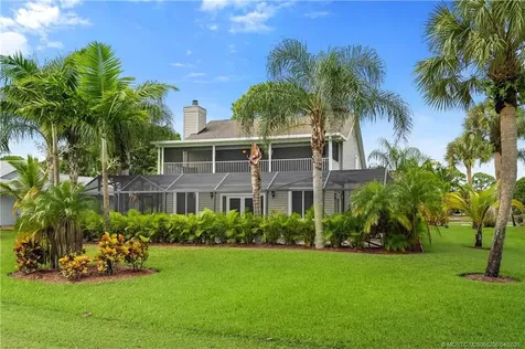 4332 Gator Trace Circle Fort Pierce FL 34982