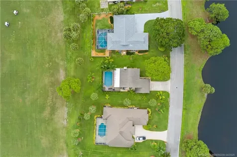 4332 Gator Trace Circle Fort Pierce FL 34982