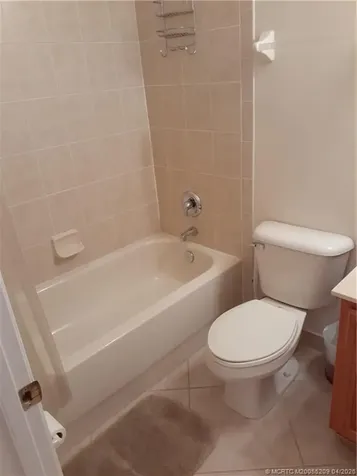 1571 SE Hampshire Way Stuart FL 34994