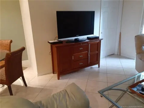 1571 SE Hampshire Way Stuart FL 34994