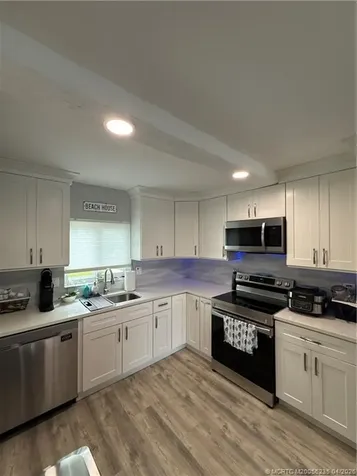 1561 NE 12th Terrace NE Jensen Beach FL 34957