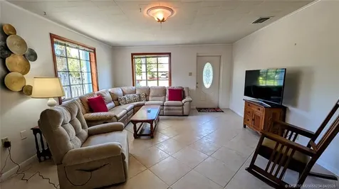 1097 NE Kubin Avenue Jensen Beach FL 34957