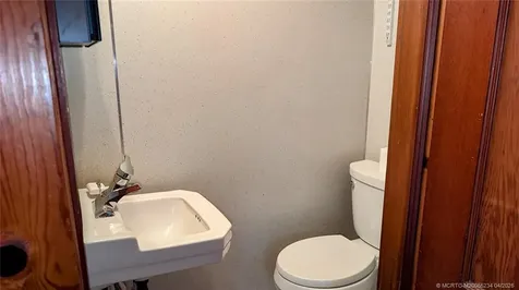 1097 NE Kubin Avenue Jensen Beach FL 34957