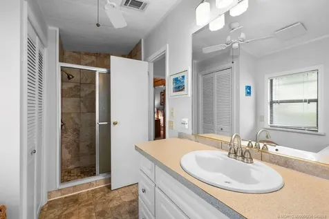 7894 SE Saratoga Drive Hobe Sound FL 33455