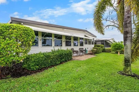 7894 SE Saratoga Drive Hobe Sound FL 33455