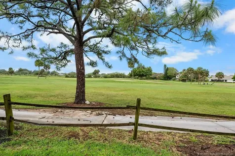 7894 SE Saratoga Drive Hobe Sound FL 33455