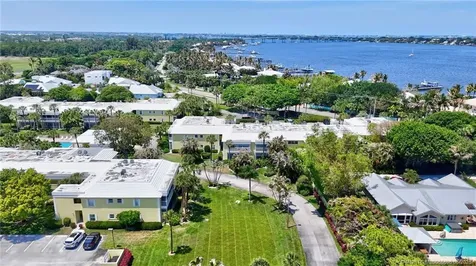1600 SE Saint Lucie Boulevard Stuart FL 34996