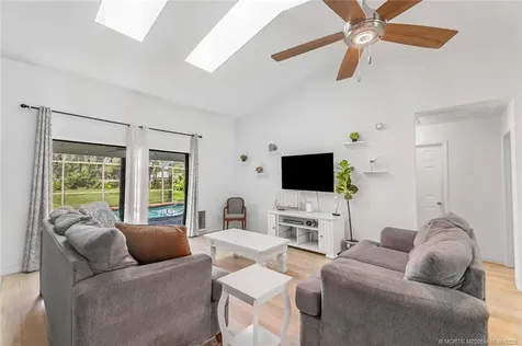 1616 20th Street SW Vero Beach FL 32962